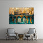 Kolosseum Wandbild in Gold über dem Sofa im Wohnzimmer