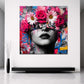Frauenportrait mit Blumen im Graffiti Stil Wandbild
