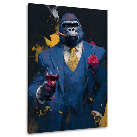 Gorilla im blauen Anzug mit Rotwein und Zigarre Wandbild