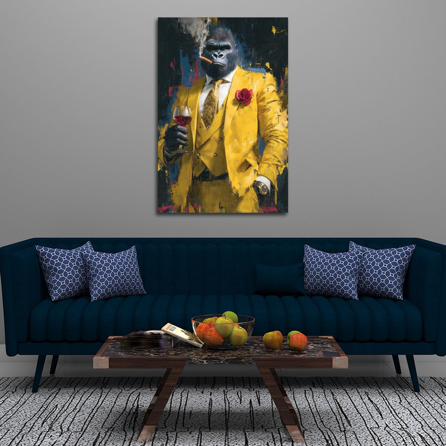 Gorilla im gelben Anzug mit Rotwein und Zigarre Wandbild