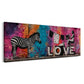 Graffiti Wand Frau auf Stuhl Zebra Kleidung Leine Hund Wandbild