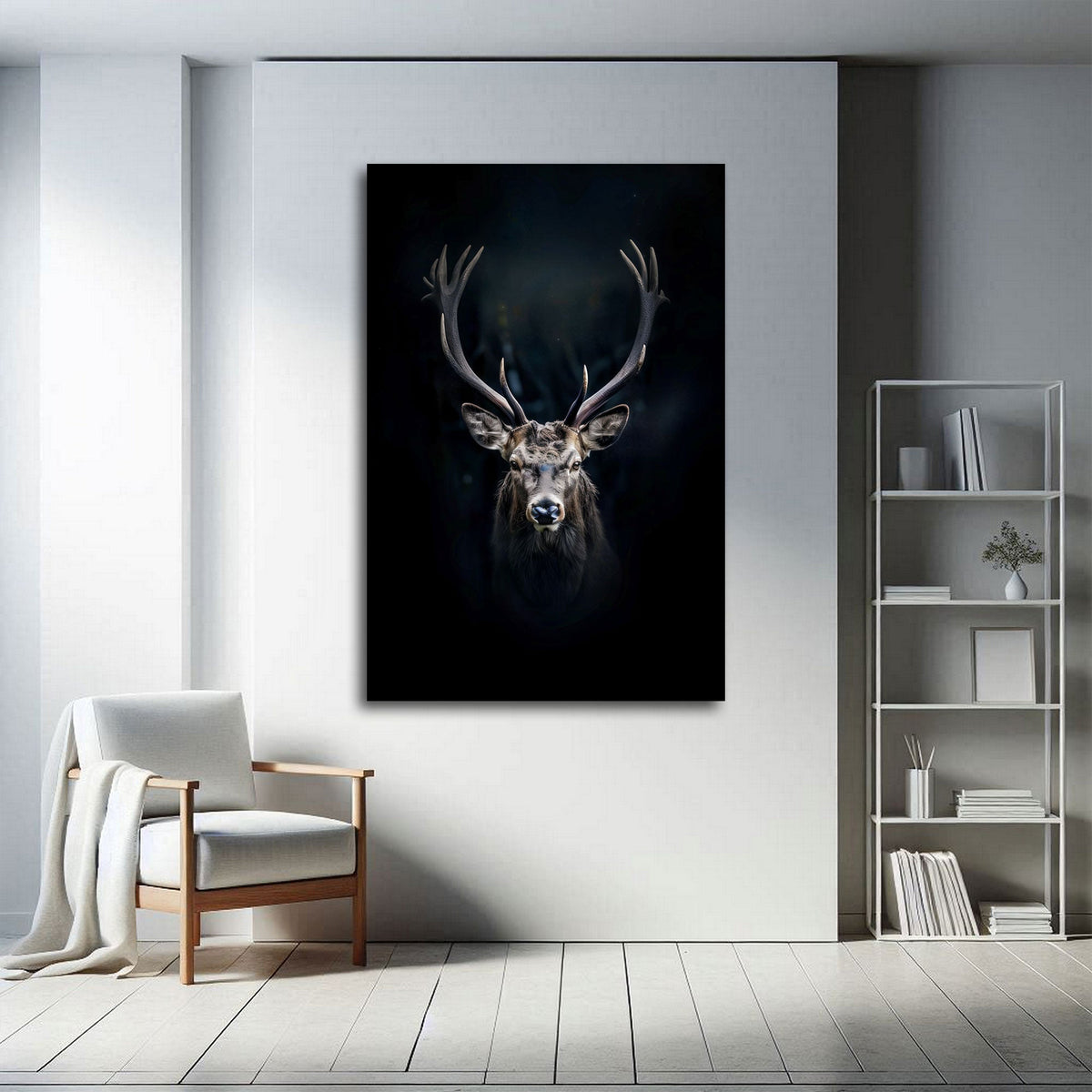 Dunkles Hirsch Wandbild über dem Sofa im Wohnzimmer