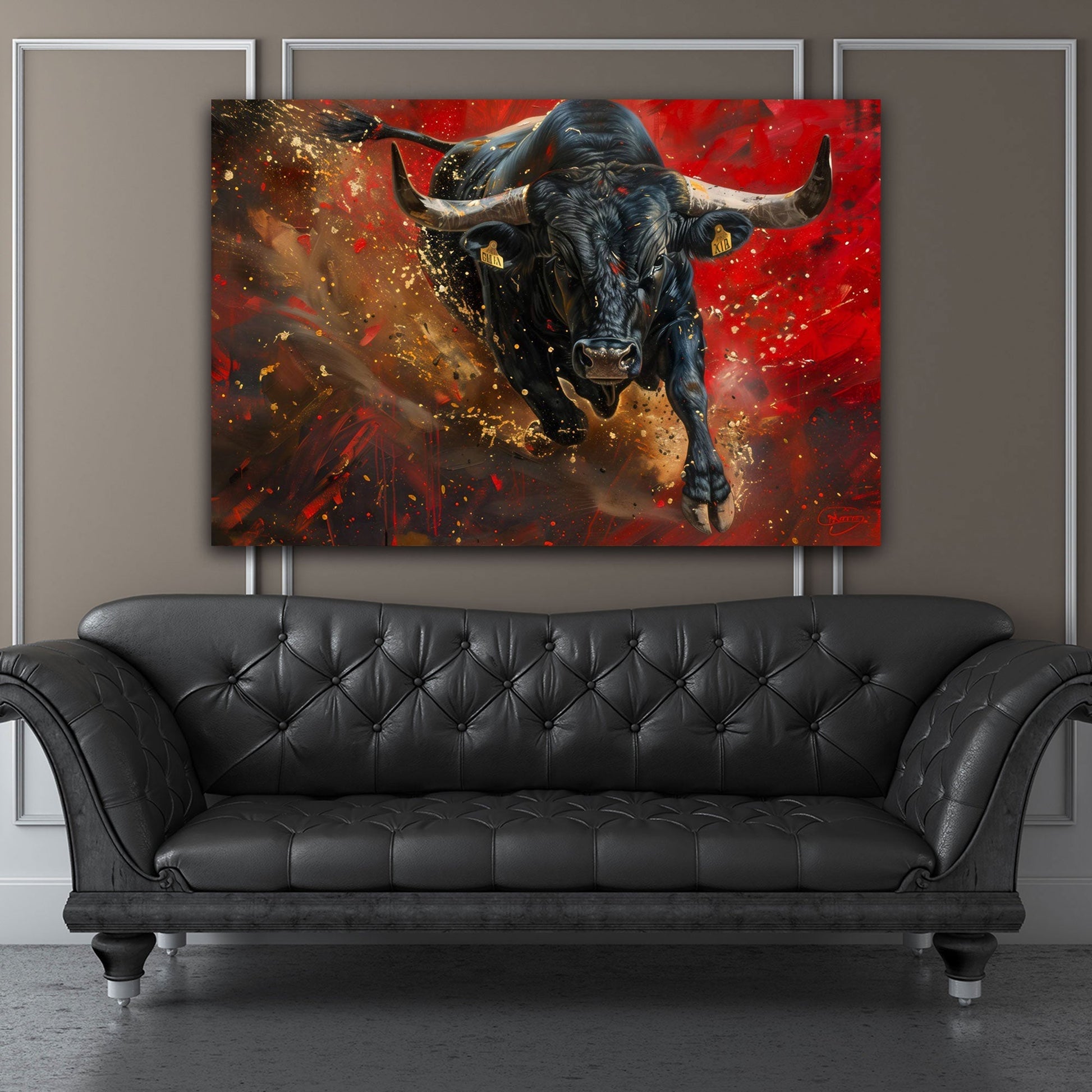 Kraftvoller Stier als Wandbild im modernen Büro