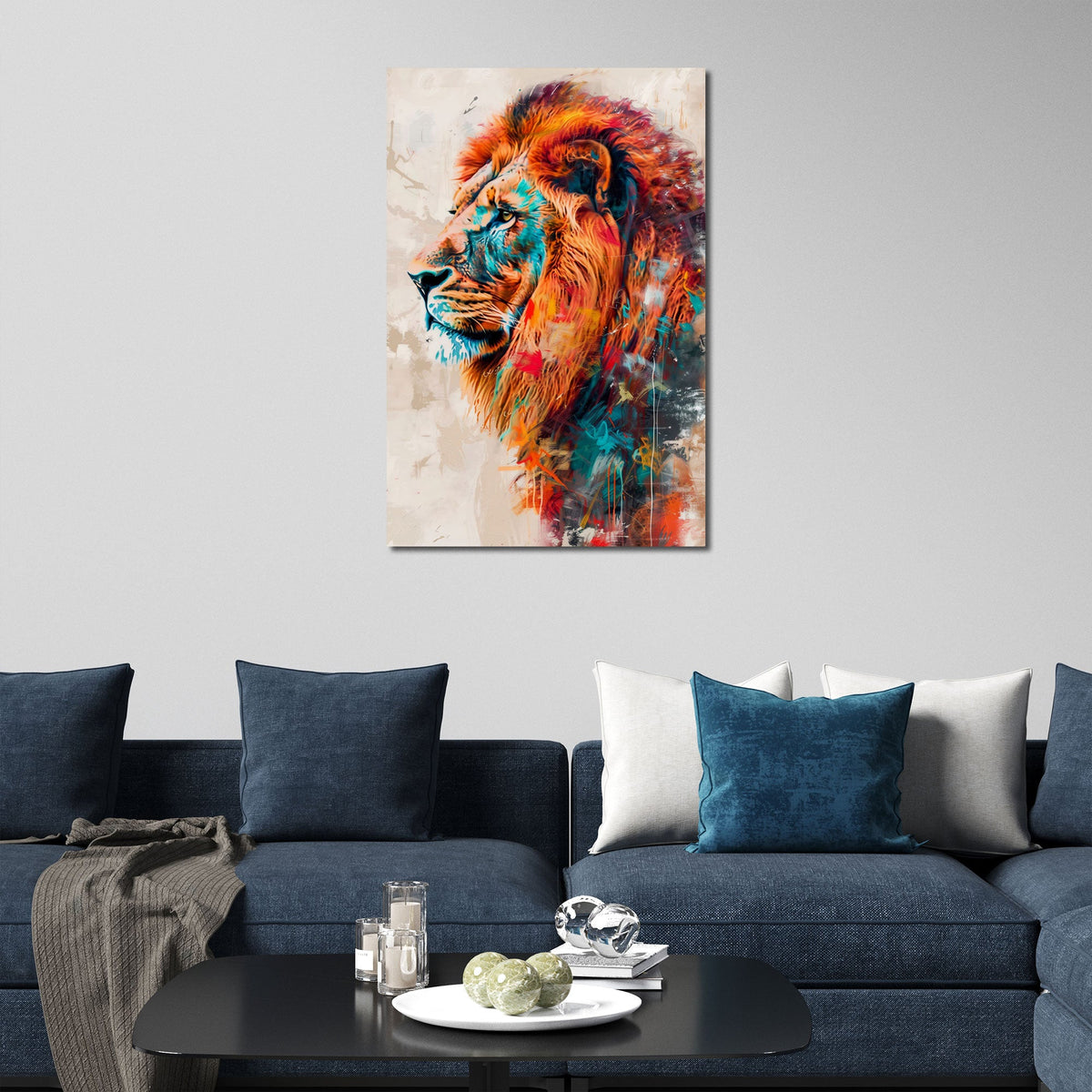 Buntes Löwen-Wandbild über dem Sofa im Wohnzimmer