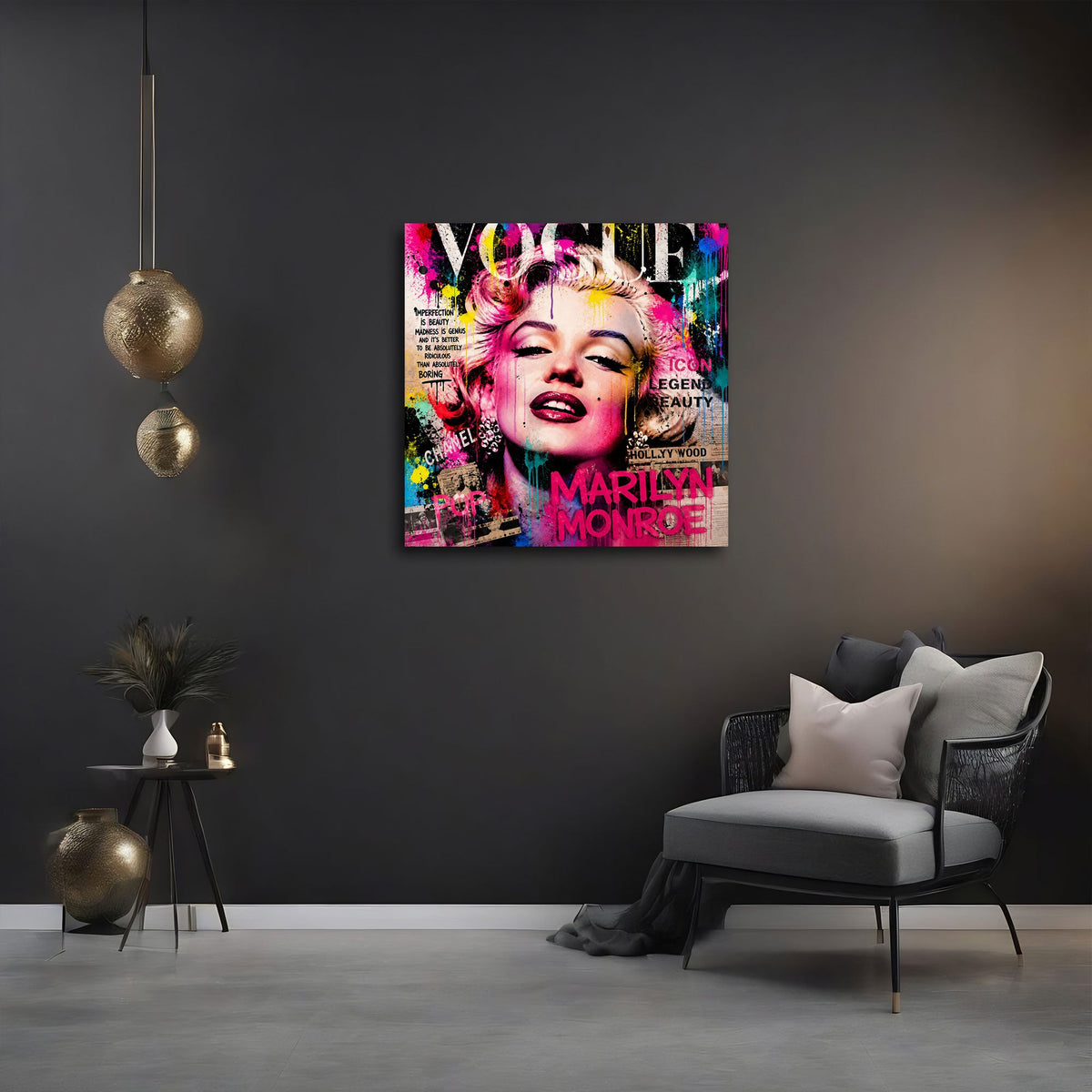 Quadratisches Pop Art Porträt Wandbild im modernen Wohnraum