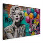 Wandbild Marilyn und Comicmaus mit Luftballons vor bunter Backsteinwand
