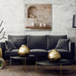 Minimalistisches Vasen-Wandbild über dem Sofa im Wohnzimmer