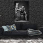 Schwarz-Weiß Mode Wandbild mit Leopard über dem Sofa im Wohnzimmer