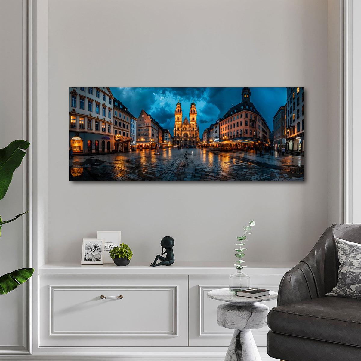 Detailansicht Wandbild Münchner Altstadt mit Spiegelungen