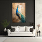 Eleganter Pfau als Wandbild im Schlafzimmer