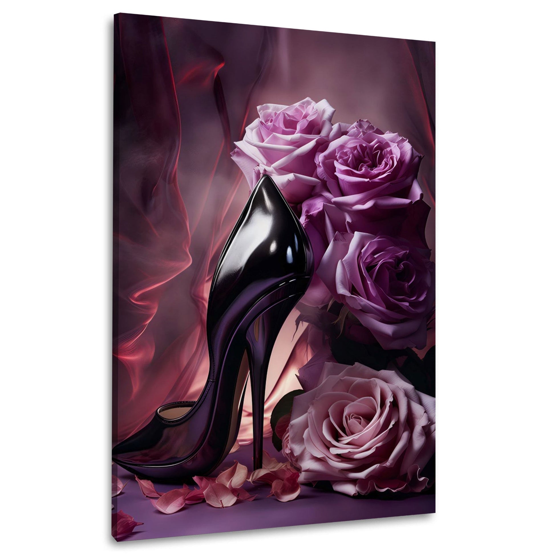 Schwarzer Lack-High-Heel mit lila Rosen in Beerentönen – Wandbild im Hochformat