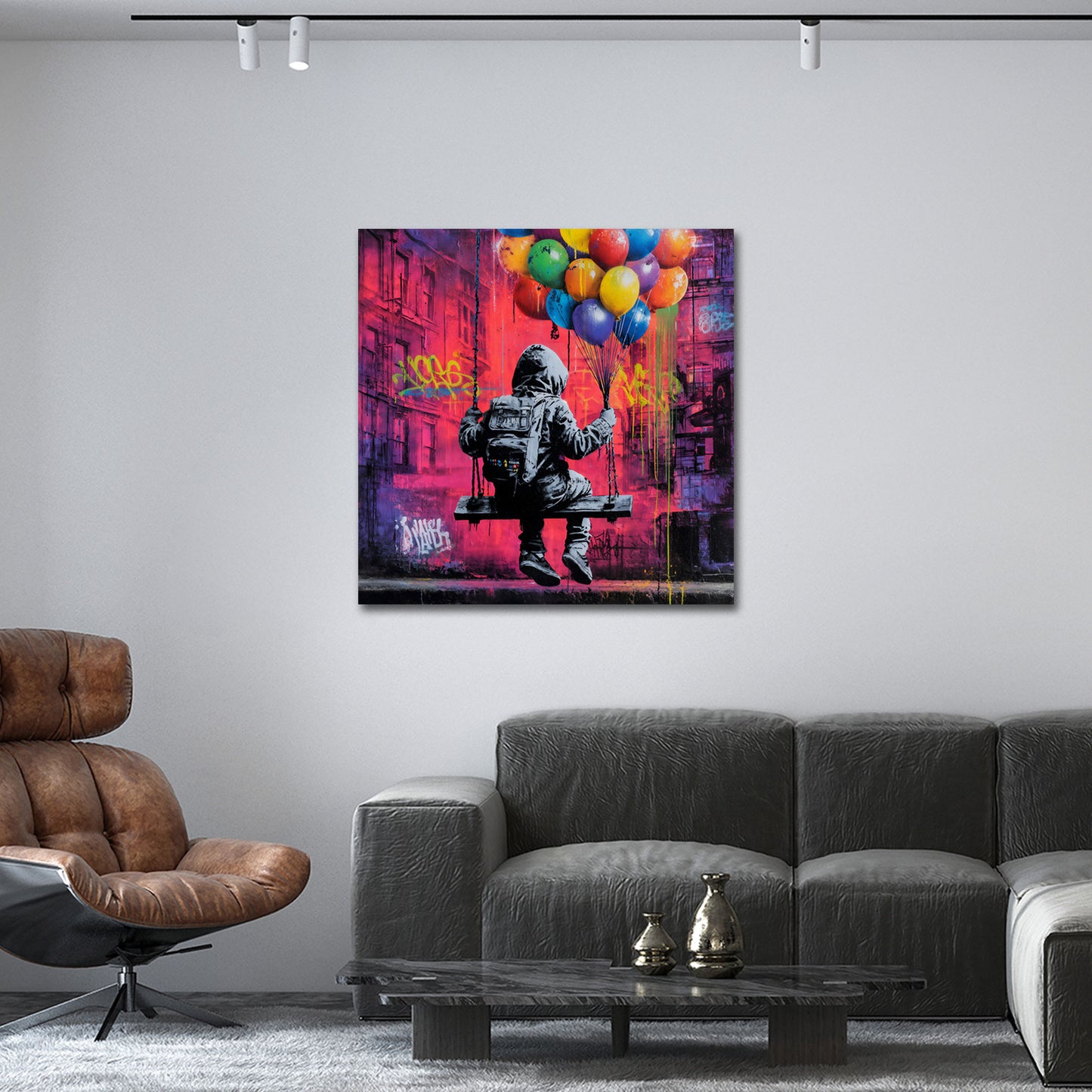 Street Art Kind auf Schaukel mit Luftballons Stadt Wandbild