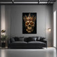 Luxuriöses Totenkopf-Wandbild in Gold im modernen Büro