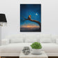 Träumender Elefant mit Halbmond über Skyline Wandbild